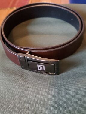 Pierre Cardin Reversable Brown Or Black Leather  Belt with Silver Swivle Buckle